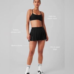 🎾ALO YOGA varsity tennis skirt 🎾